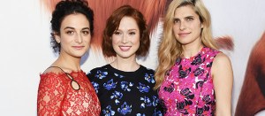 Red Carpet Roundup with Anna Kendrick, Aubrey Plaza, Zac Efron and More