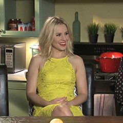 Video: The <em> Bad Moms</em> Play “Name That Stain!”