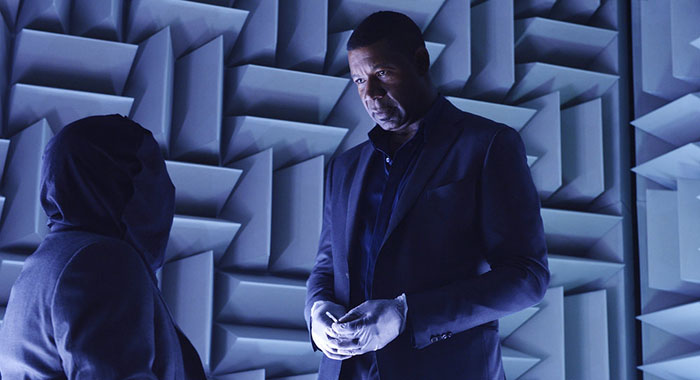 Incorporated: Dennis Haysbert (Ben Mark Holzberg/Syfy)