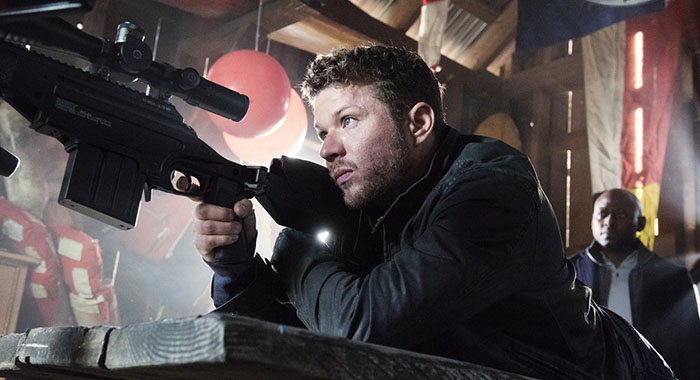 Ryan Phillippe and Omar Epps in Shooter (Dean Buscher/USA Network)