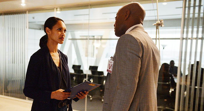 Shooter Cynthia Addai-Robinson and Omar Epps (Jeff Daly/USA Network)