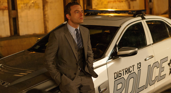 APB: Justin Kirk in APB premiering Monday, Feb. 6 (9:01-10:00 PM ET/PT) on FOX. ©2016 Fox Broadcasting Co. Cr: FOX