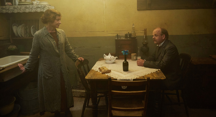 Hayley Carmichael, Toby Jones in Agatha Christie's The Witness for the Prosecution (Robert Viglasky/Agatha Christie Productions and Mammoth Screen)