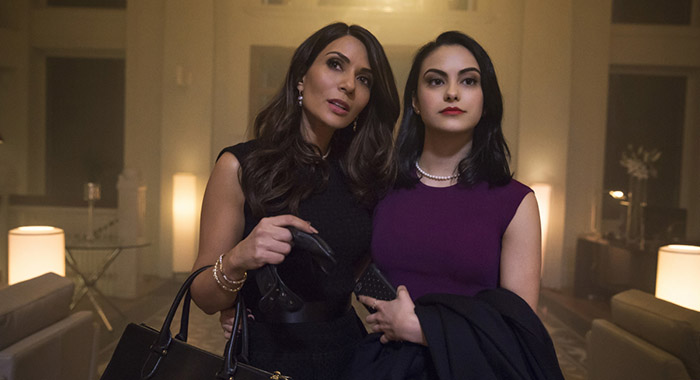 Riverdale - Marisol Nichols, Camila Mendes (Katie Yu/The CW)