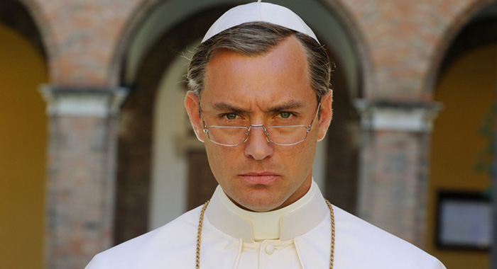 The Young Pope - Jude Law (Gianni Fiorito/HBO)