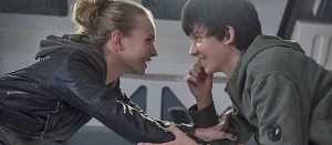 Between You and Me, <em>The Space Between Us</em> Is a Dud