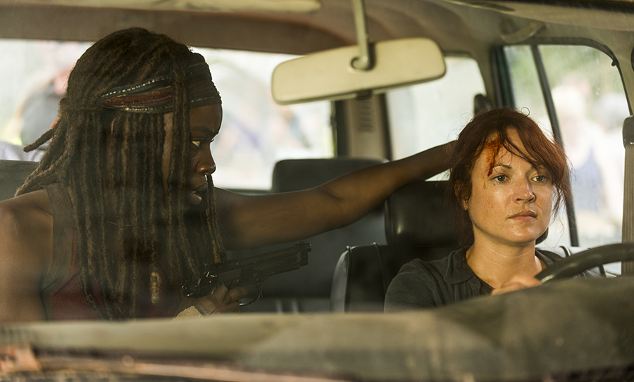 Danai Gurira, Aerli Austin in ep 708 The Walking Dead (Gene Page/AMC)