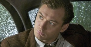 Jude Law Joins <em>Captain Marvel</em>, and More Movie News