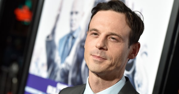 The Unlikely Rags-To-Riches Tale Of Scoot Mcnairy’s Fortune  : Financial Reports Salary & Latest News