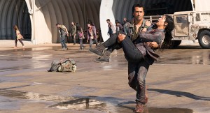 Cliff Curtis as Travis Manawa, Danay Garcia as Luciana - Fear the Walking Dead _ Season 3, Episode 1 (Michael Desmond/AMC)