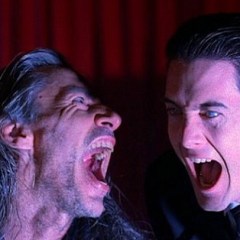 <em>Twin Peaks</em>’ 15 Most Iconic, Bizarre, and Disturbing Moments