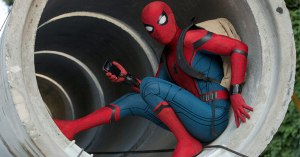 Box Office: <em>Spider-Man: Homecoming</em> Swings $117M Weekend