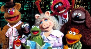 THE MUPPETS TAKE MANHATTAN, Fozzie, Camilla, Gonzo, Kermit, Miss Piggy, Animal, Scooter, Rowlf, 1984. (Everett Collection)