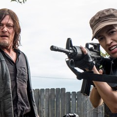 <em>The Walking Dead</em>’s ‘Worth’ Best Moments: A Fight to the Death, a Vomit Defense, and the Gregory Hail Mary
