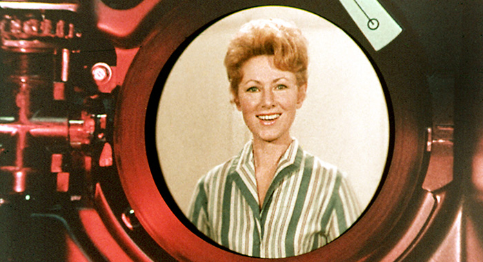 HAPPY DAYS, Marion Ross, from the opening credits, 1974-1984.©Paramount / Courtesy: Everett Collection.