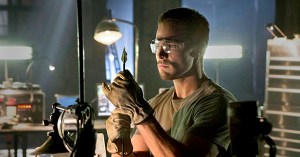 Superhero-TV Cribs: 5 Awesome Caves, Lairs, HQs, and Labs