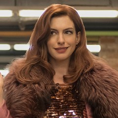 Anne Hathaway and Andrew ‘Hot Priest’ Scott Are Just Two of <em>Modern Love</em>’s Irresistible Charms