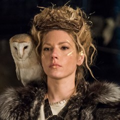 <em>Vikings</em> Star Katheryn Winnick Says Goodbye to TV’s Most Brutal Series