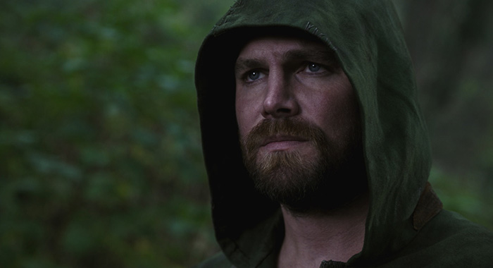 The Flash -- "Crisis on Infinite Earths: Part Three" -- Image Number: FLA609e_0002r.jpg -- Pictured: Stephen Amell as Oliver Queen/Green Arrow -- Photo: The CW -- © 2019 The CW Network, LLC. All Rights Reserved.