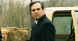 How Mark Ruffalo Became Robert Bilott for <em>Dark Waters</em>