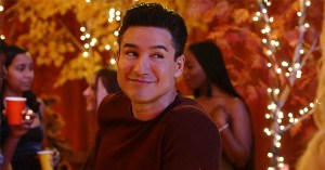 Saved by the Bell teaser screencap