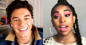 <em>Saved by the Bell</em> Stars Tell Us Their Favorite ’90s Trends