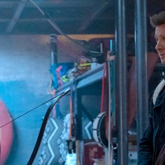<em>Hawkeye</em>: Marvel Studios Releases a First Look at Hailee Steinfeld and Jeremy Renner in Series