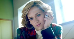 <em>Spencer</em> First Reviews: Kristen Stewart is “Mesmerizing” in Princess Diana Biopic That’s More <em>Shining</em> than <em>The Crown</em>