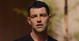 Exclusive Sneak Peek: Max Greenfield Guest Stars in <em>Doogie Kamealoha, M.D.</em>
