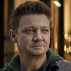 <em>Hawkeye</em> Series Premiere Presents Kate Bishop, a Murder Mystery, and a Timeline Question