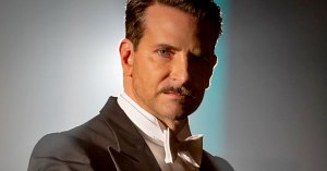 <em>Nightmare Alley</em> First Reviews: A Winning Cast and Gorgeous Visuals Make Guillermo del Toro’s Thriller Shine