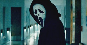 <em>Scream</em> First Reviews: A Bloody, Funny Thrill Ride That Honors Wes Craven’s Legacy