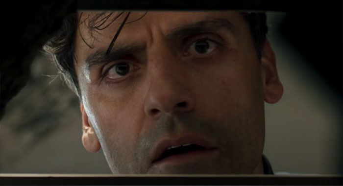 Oscar Isaac in Moon Knight trailer screencap