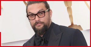 Jason Momoa to Build Live-Action <em>Minecraft</em>, and More Movie News