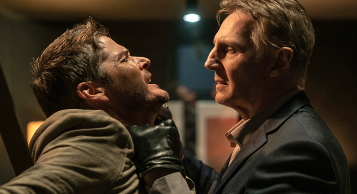 Scot Williams and Liam Neeson in Memory (2022)