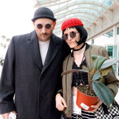 Cosplayers in character as Léon and Mathilda from 'Léon: The Professional'