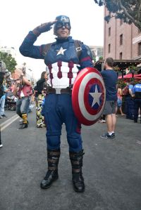 Captain America cosplayer