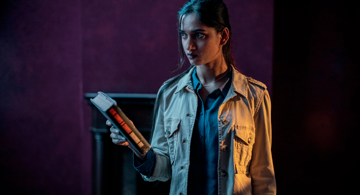 Amita Suman as Nora in episode 111 of The Sandman