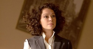 <em>She-Hulk: Attorney at Law</em> Star Tatiana Maslany on 2-Body Comedy and How Charlie Cox’s Daredevil Fits Into the Show
