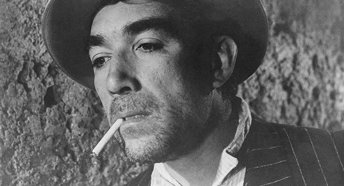 Anthony Quinn in La Strada (1954)