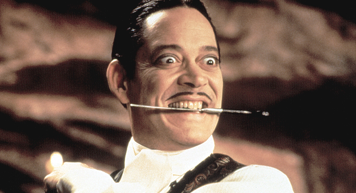 Raul Julia in Addams Family Values (1993)