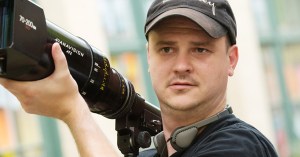 Mike Flanagan to Reboot Stephen King’s <em>The Dark Tower</em>, and More News