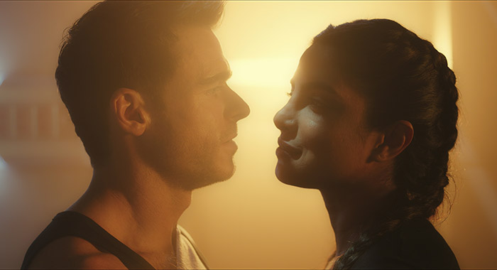 Richard Madden and Priyanka Chopra Jonas in Citadel