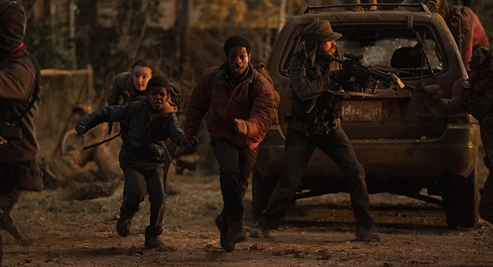 Bella Ramsey, Keivonn Woodard, Lamar Johnson in The Last of Us