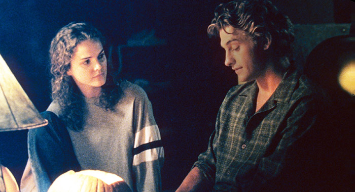 FELICITY stars Keri Russell and Scott Speedman