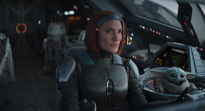 Katee Sackhoff and Grogu in THE MANDALORIAN