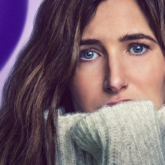 Kathryn Hahn and Her <em>Tiny Beautiful Things</em> Costars on Interpreting Cheryl Strayed’s Book for the Limited Series