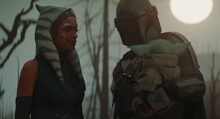 Ahsoka Tano (Rosario Dawson), the Child and the Mandalorian (Pedro Pascal) in The Mandalorian season 2