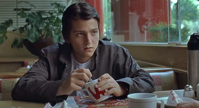 Diego Luna in Y Tu Mamá También (2001)