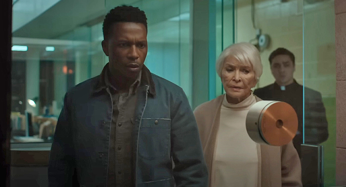 Leslie Odom Jr. and Ellen Burstyn in The Exorcist: Believer (2023)